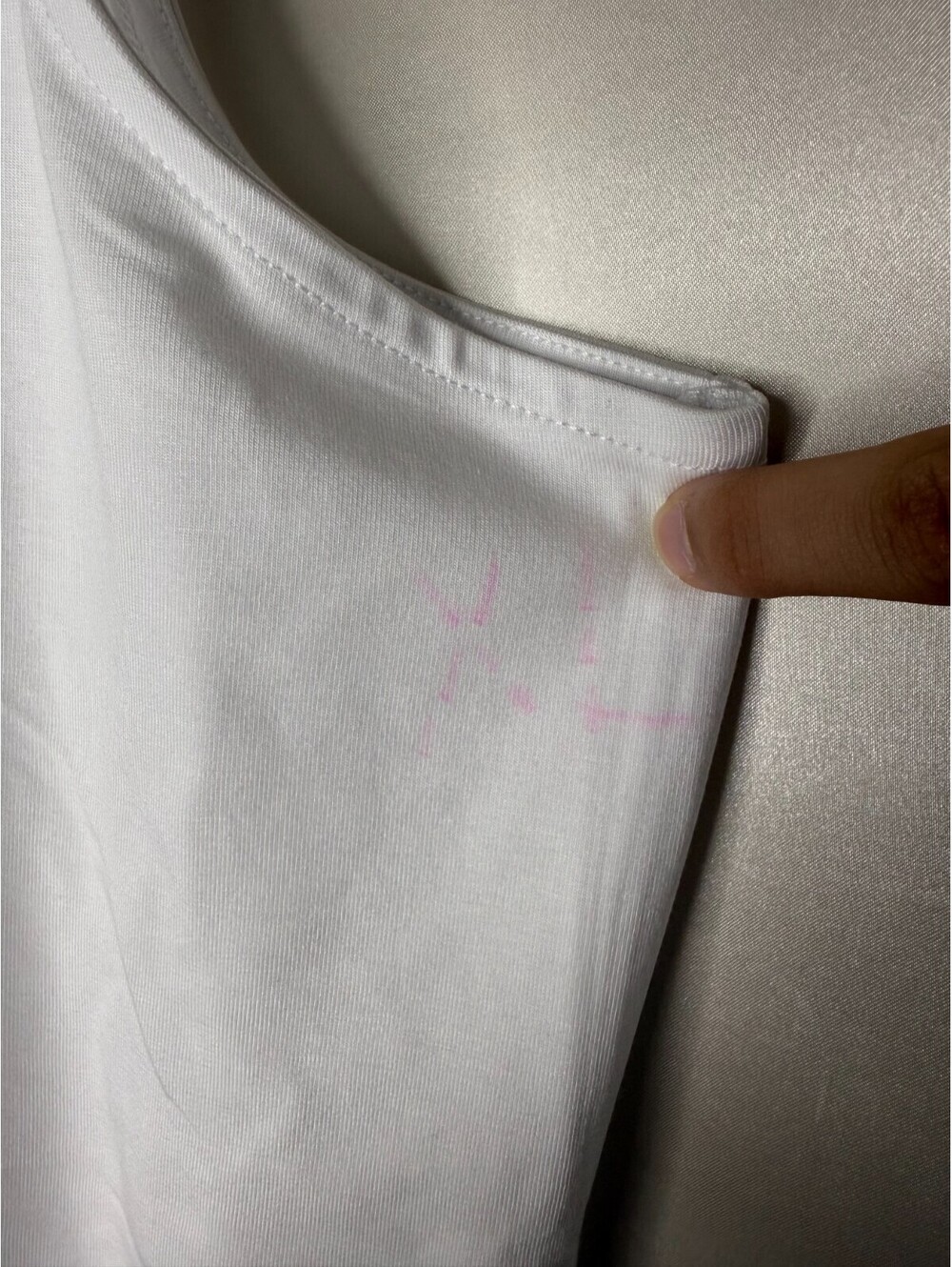 Denim & Co. Essentials So Soft Jersey V-Neck Tank Tops White, Medium - Picture 5 of 7